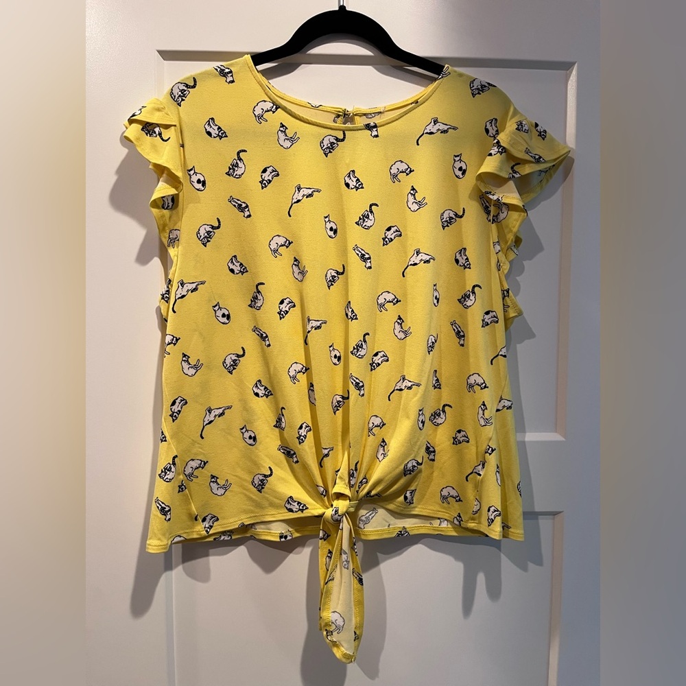 Cat Tie Front Top